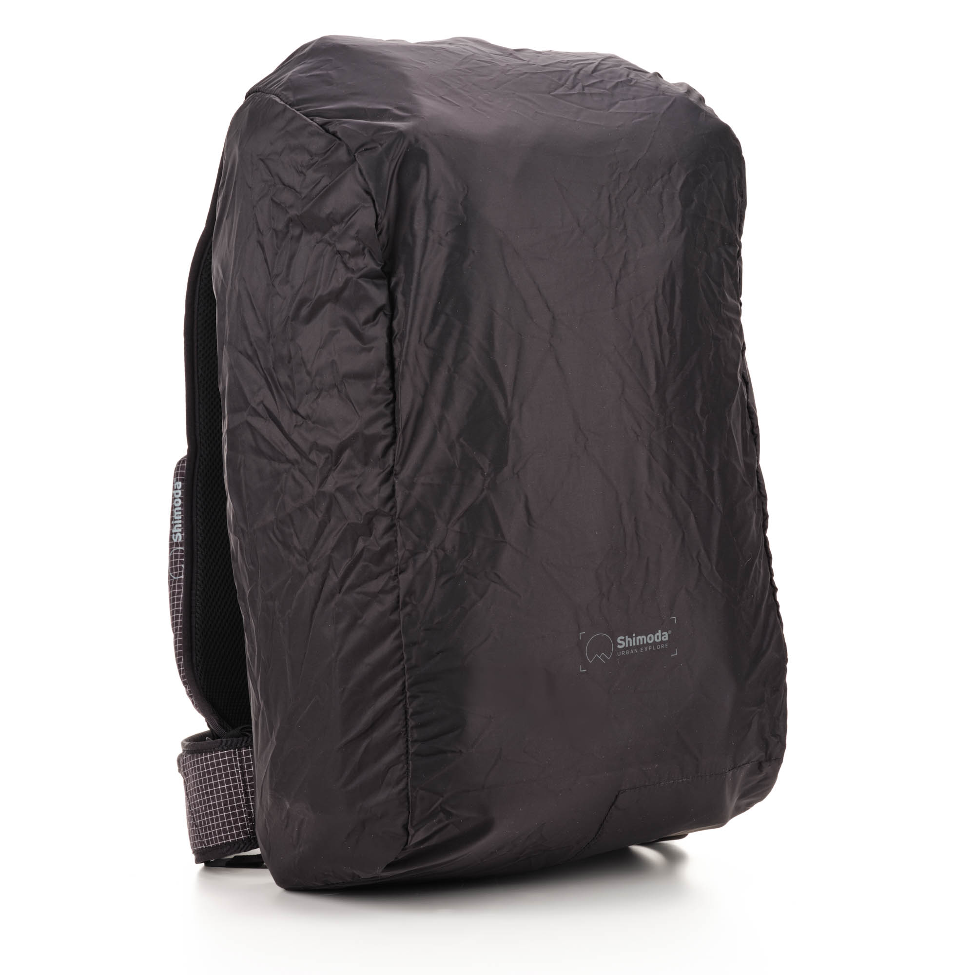 Защитный чехол от дождя в комплекте фоторюкзаке Shimoda Sidecountry 32 Black/White 520-354