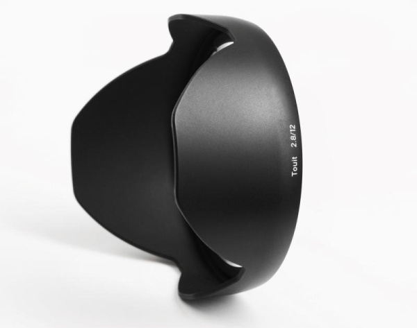 Lens Shade Touit 2.8-12