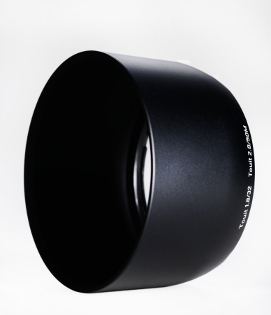 Lens Shade Touit 2.8-50M