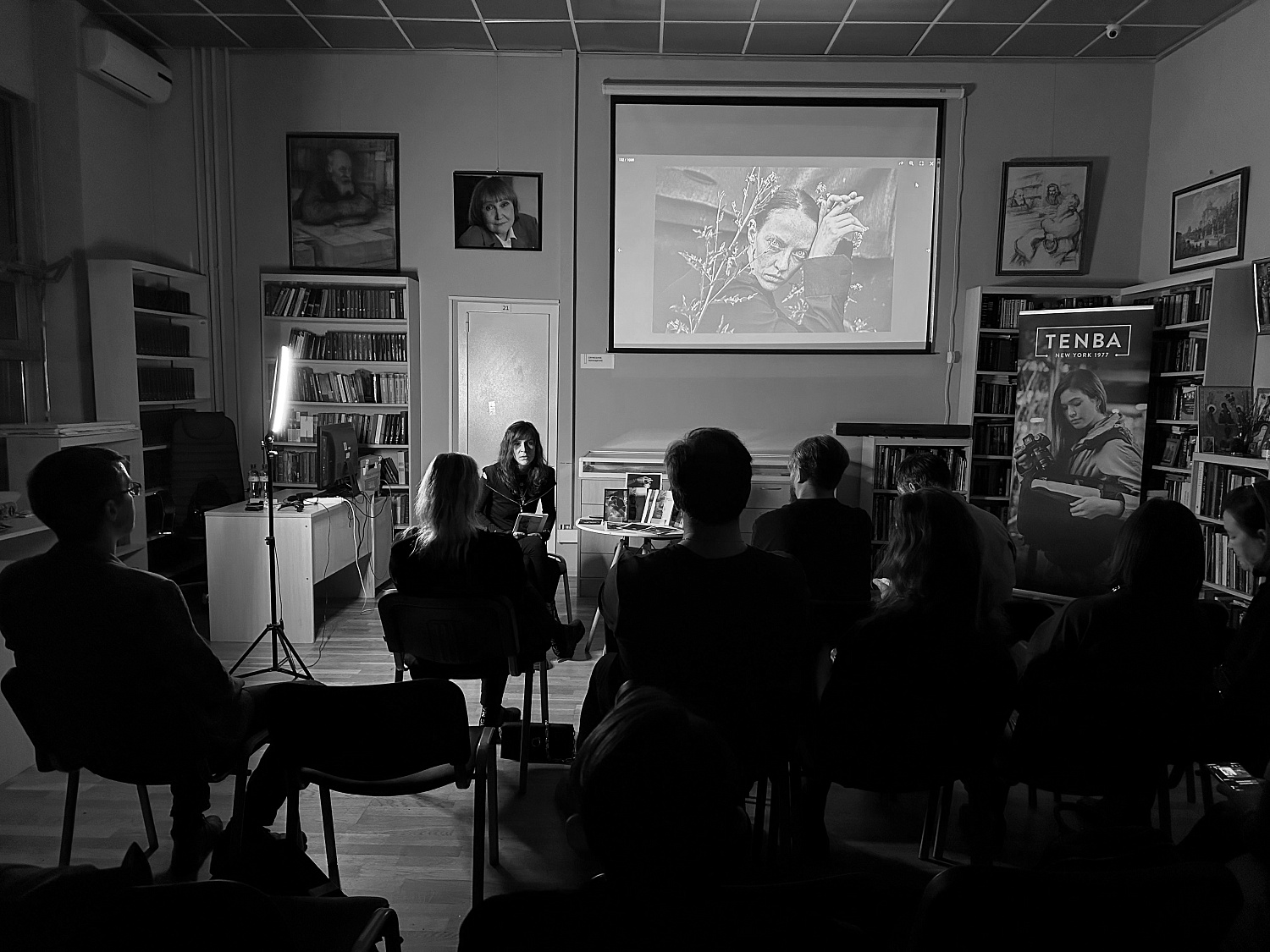 Фотострелка. Фестиваль черно-белой фотографии